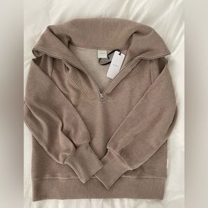 Varley Vine half-zip NWT
